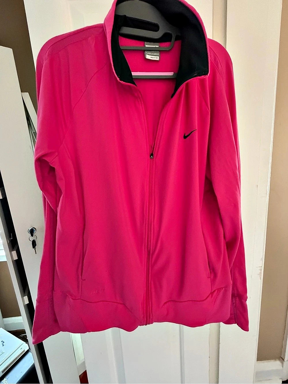 Nike Athletic Zip Fit Dry Jacket in Pink Size Medium Like New, L